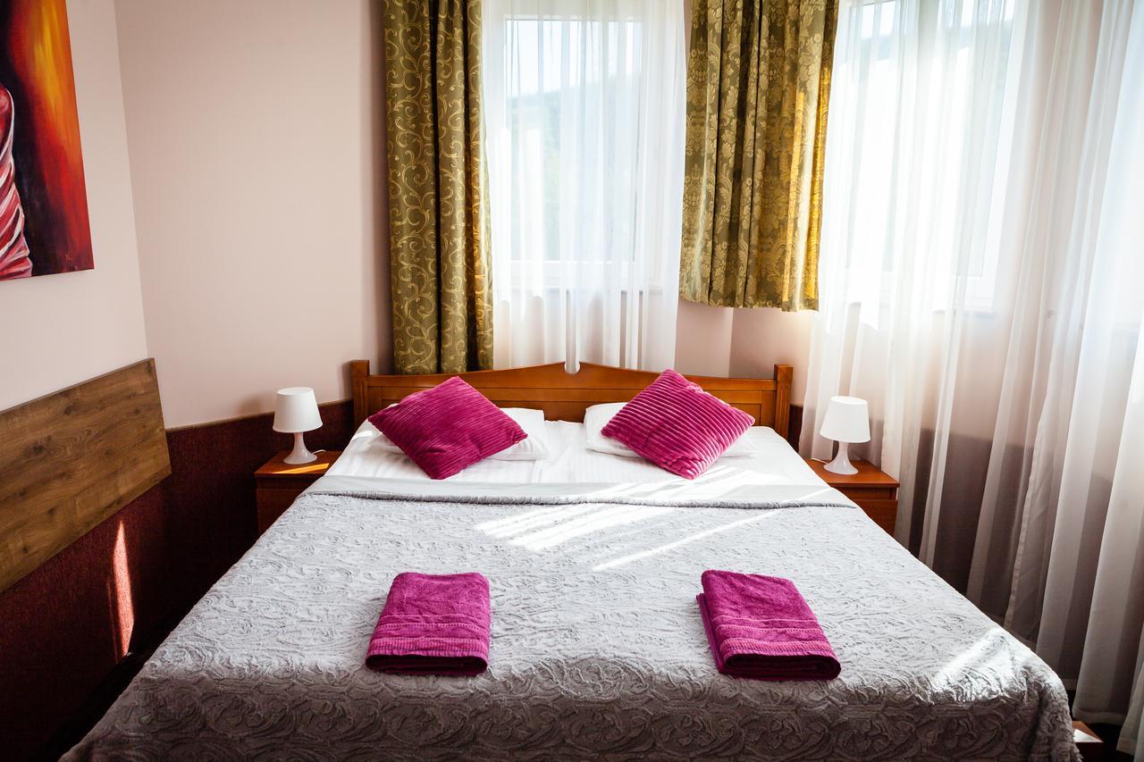 Rezydencja Zapiecek Świeradów-Zdrój Esterno foto